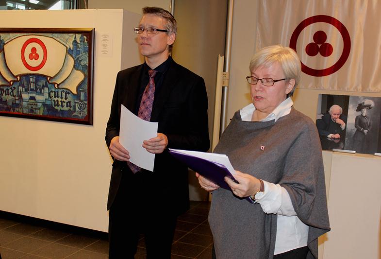 E. Kramp - the research worker of the Development Department of the Museum named after Nicholas Roerich (left), Paula Liimatta - Chairman of the Association of Humane Pedagogics in Finland (right).